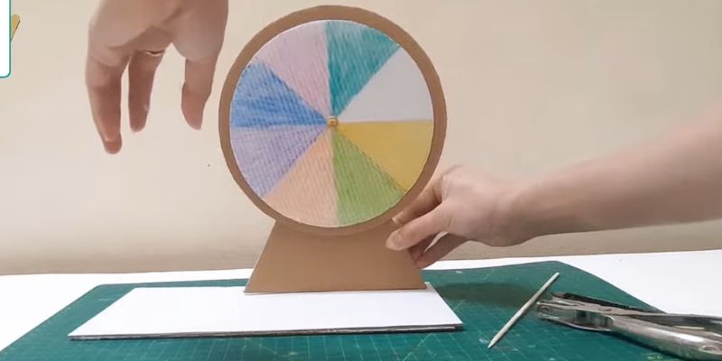 cách làm vòng trúng thưởng bằng bìa carton